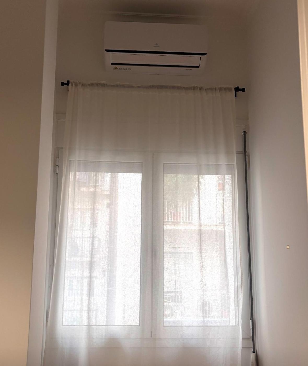 Cozy Apartment In The Heart Of أثينا المظهر الخارجي الصورة